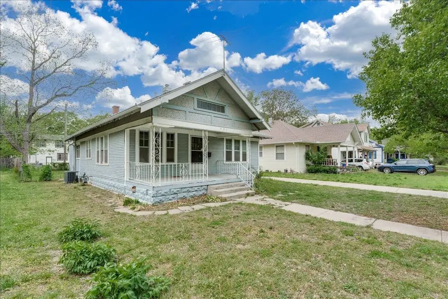 321 S Chautauqua Ave, Wichita, KS 67211 - #2