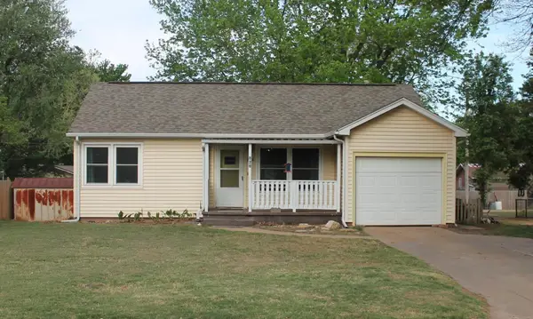 828 N Anthony Ave, Anthony, KS 67003