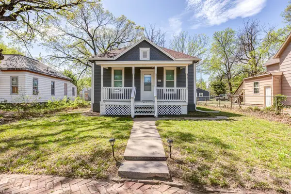 818 Gypsum Ave, Salina, KS 67401