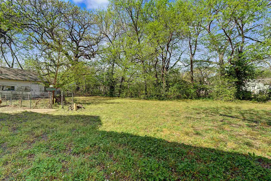 130 S Front St, Salina, KS 67401 - #3