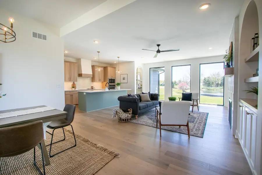 511 Glen Creek St, Newton, KS 67114 - #3