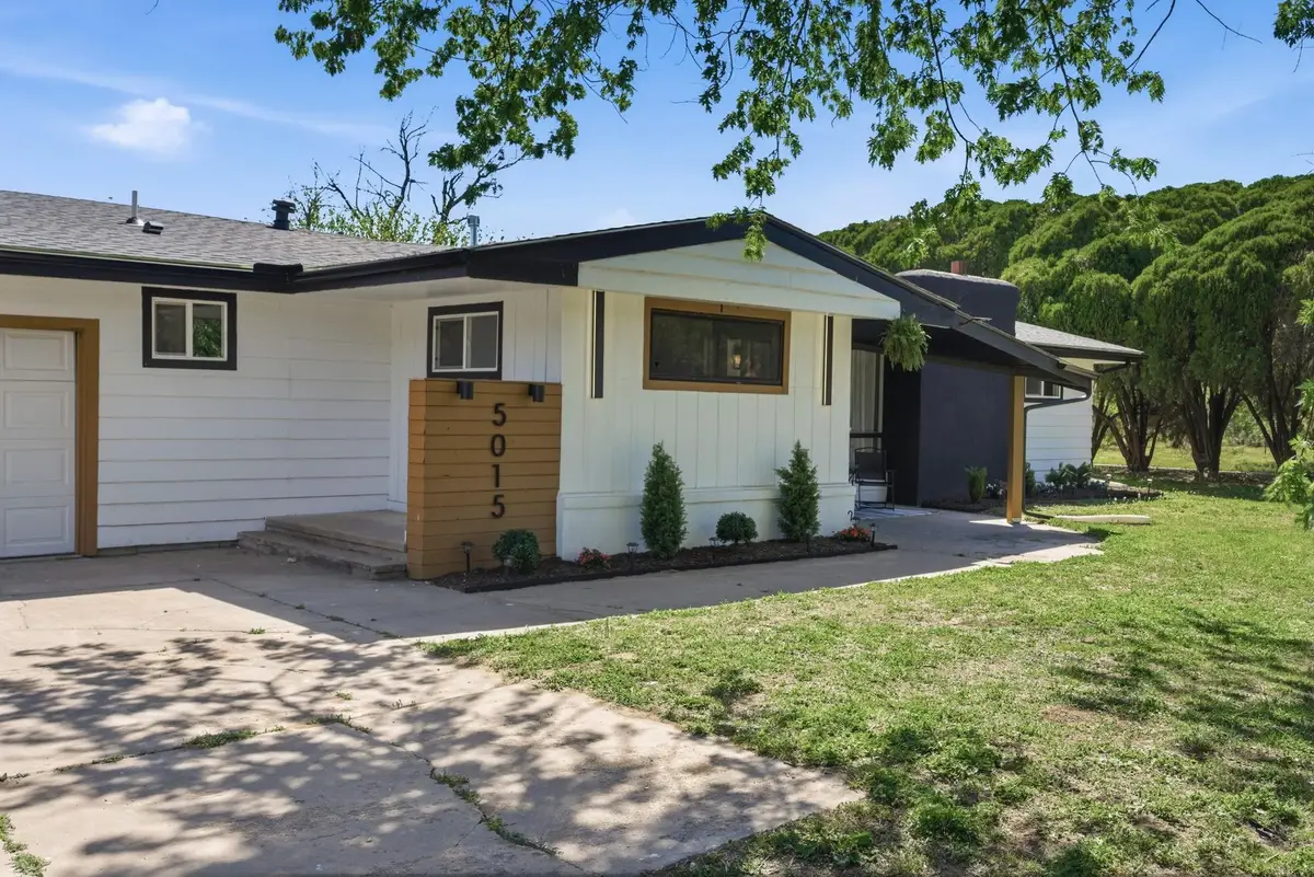 5015 W Douglas Ave, Wichita, KS 67209 - #1