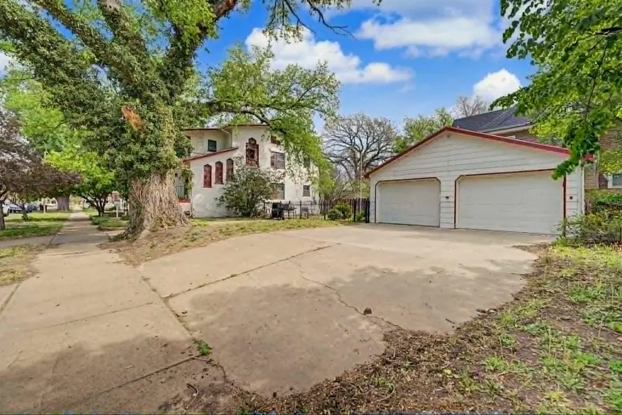 138 N 10th St., Salina, KS 67401 - #3