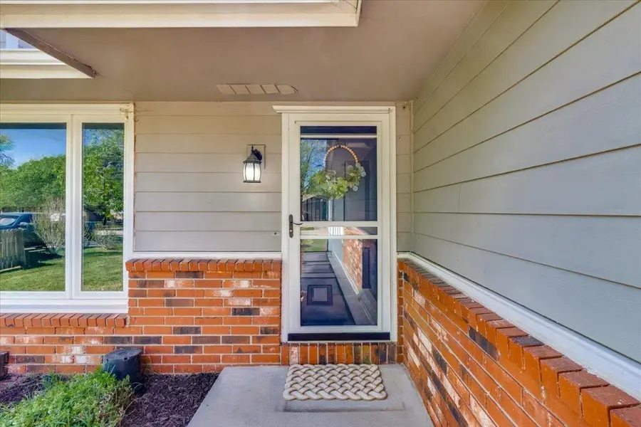 4141 N Danbury St, Bel Aire, KS 67220 - #3