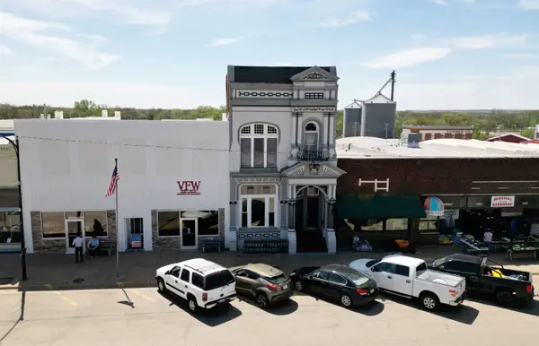 313 W Second St, Minneapolis, KS 67467