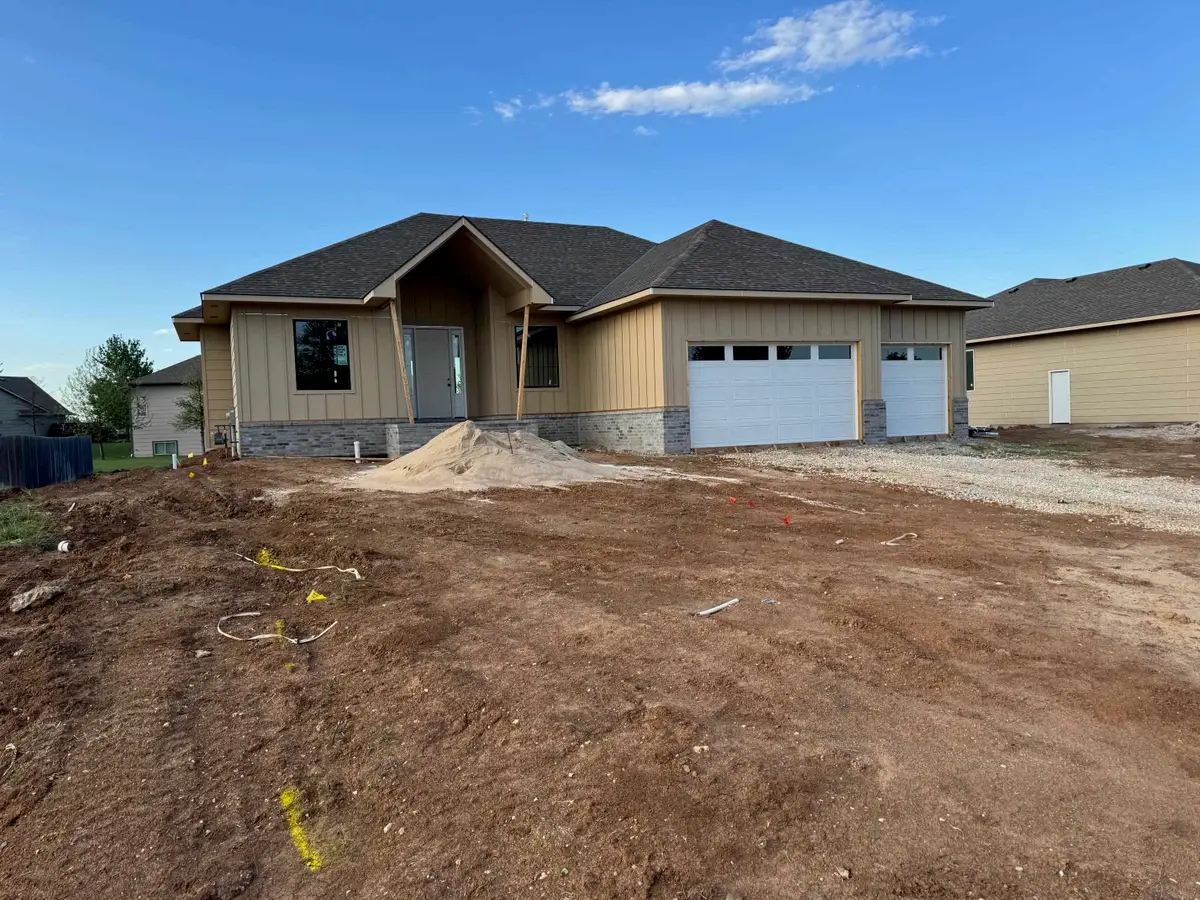 3414 N Deer Rdg, Rose Hill, KS 67133 - #1