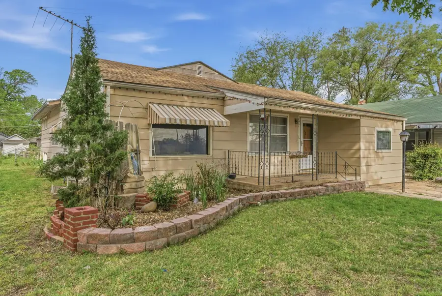 2327 N Market St, Wichita, KS 67219 - #2