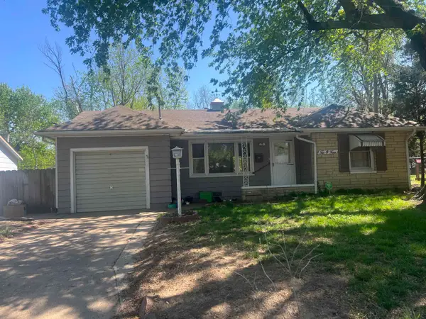 1004 N 9, Arkansas City, KS 67005