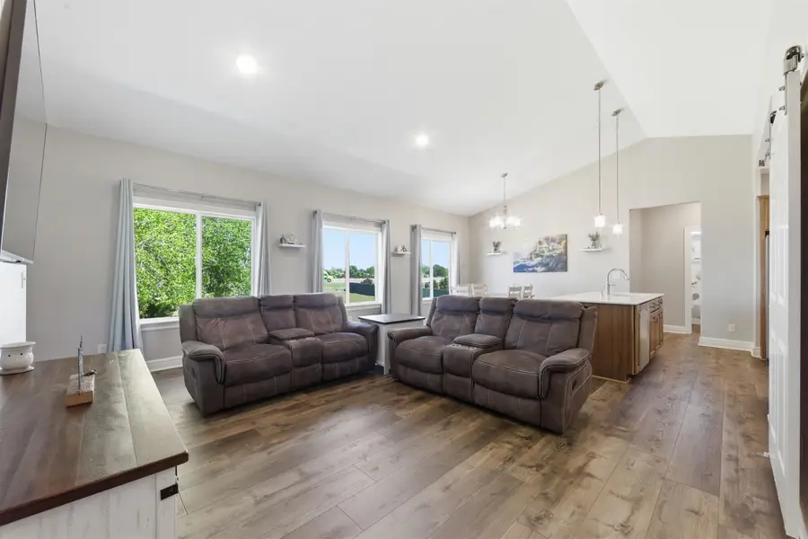 914 Chukker Ln, Haysville, KS 67060 - #2