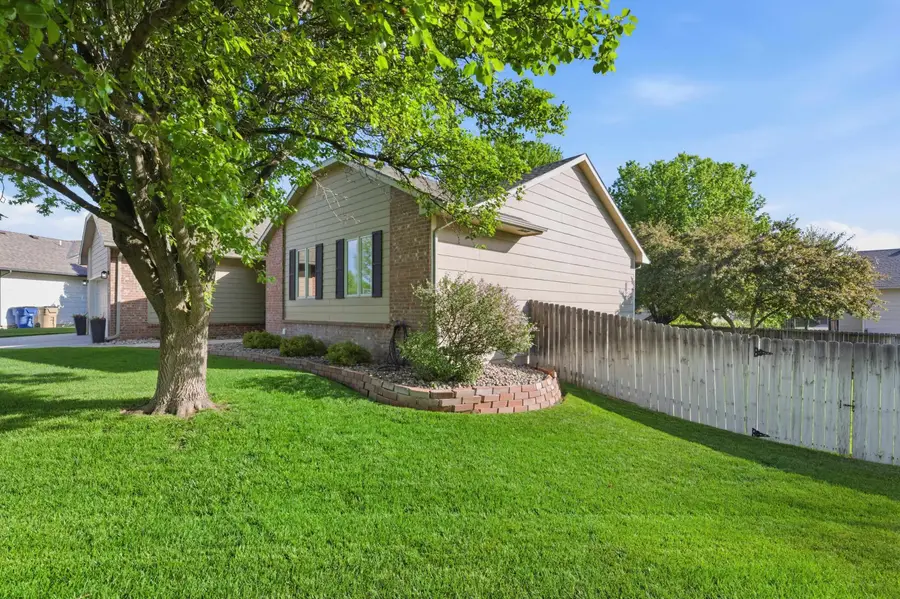 2414 N Covington Ct, Wichita, KS 67205 - #3