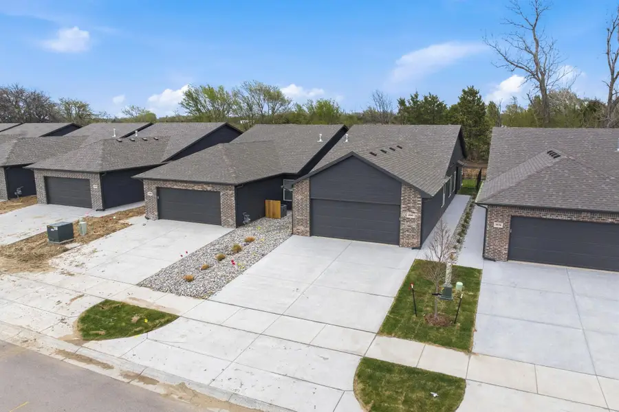 4940 N Vassar Ave, Wichita, KS 67220 - #2