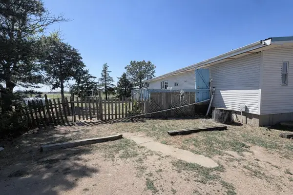 2504 Antonino, Victoria, KS 67671