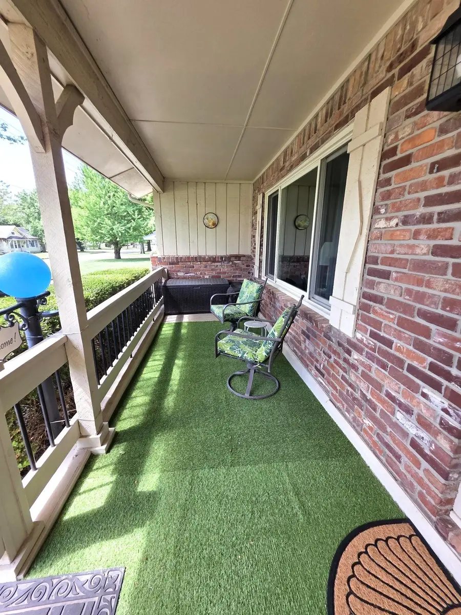 1702 E 12th, Winfield, KS 67156 - #3