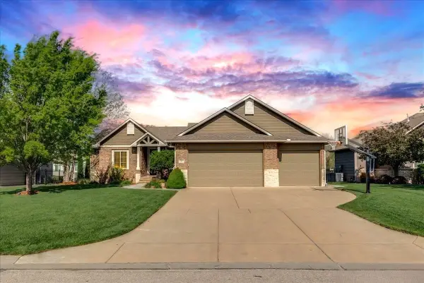 3207 N Chambers St, Wichita, KS 67205