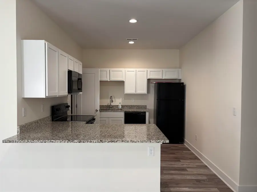 5436 N Colburn Ct, Bel Aire, KS 67220 - #2