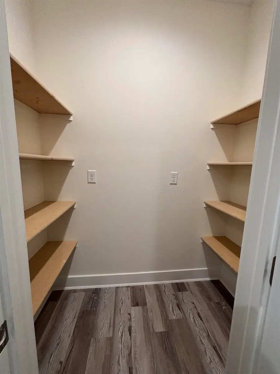 5436 N Colburn Ct, Bel Aire, KS 67220 - #3