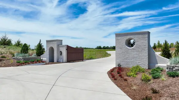 12754 E Canongate Cir, Wichita, KS 67206