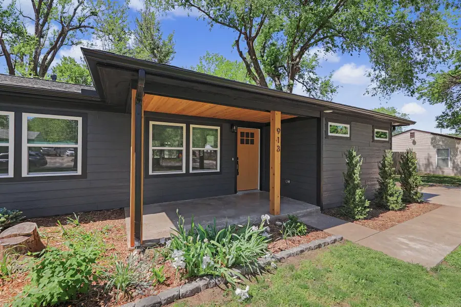 913 N Doris St, Wichita, KS 67212 - #3