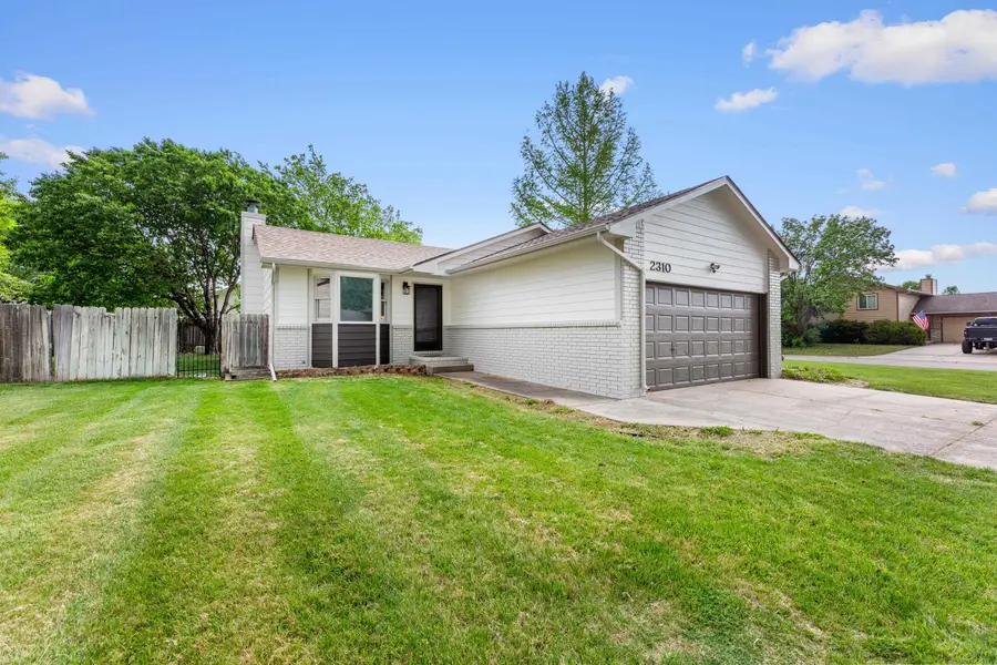 2310 S Fieldcrest, Wichita, KS 67209 - #2