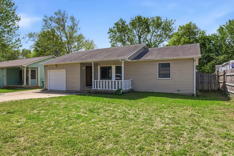 5929 W York St, Wichita, KS 67215 - #3