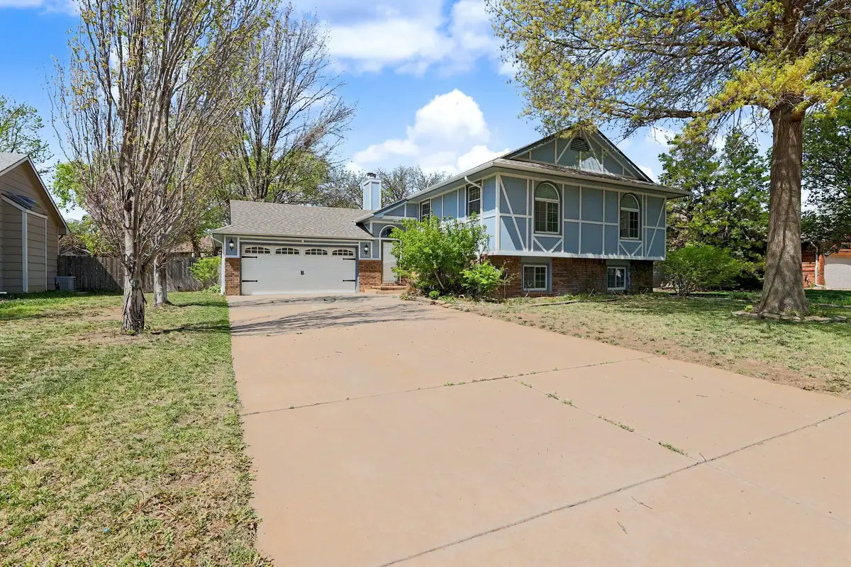 2307 N Forest Park, Derby, KS 67037 - #1