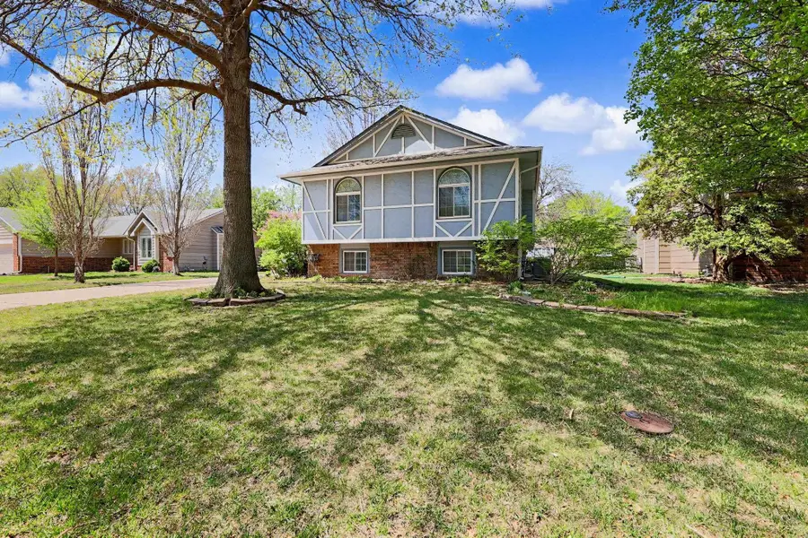 2307 N Forest Park, Derby, KS 67037 - #3