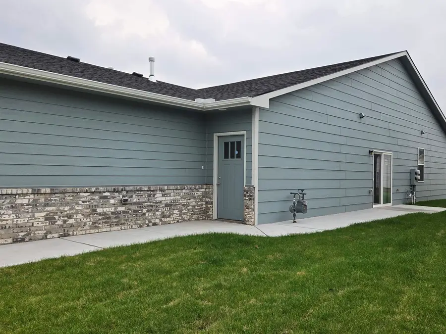 2449 S Wheatland Ct, Wichita, KS 67235 - #2