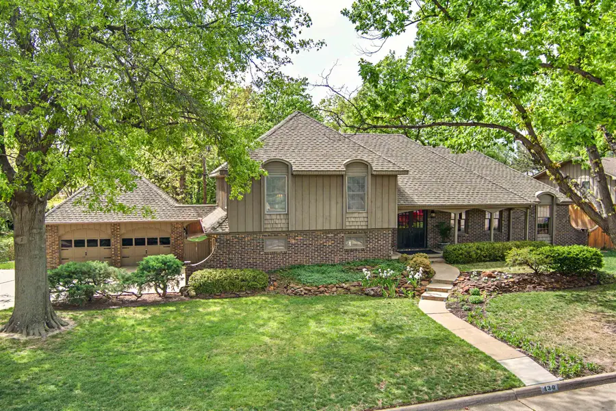 430 Beechwood Rd, Salina, KS 67401 - #2