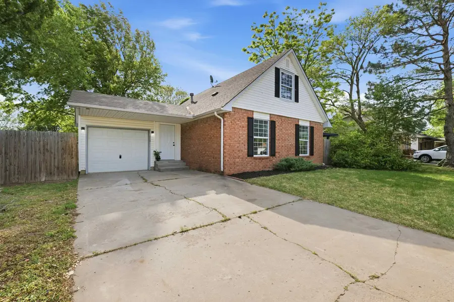 114 Ranger St, Haysville, KS 67060 - #2