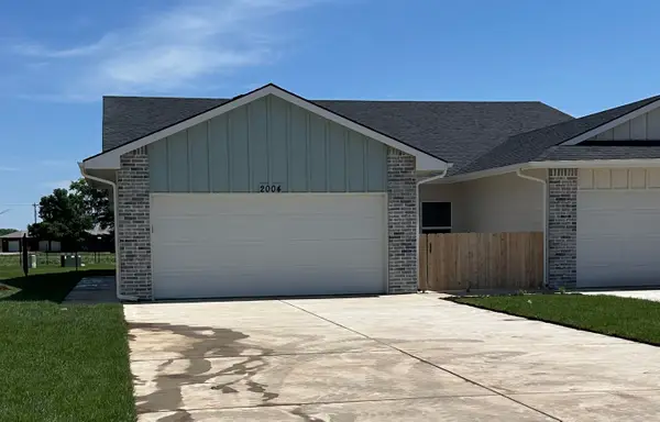 2004 N Melody Ln, Goddard, KS 67052