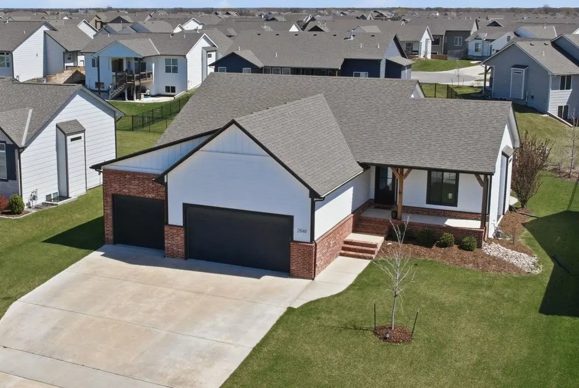 2540 N Quartz St, Andover, KS 67002 - #1