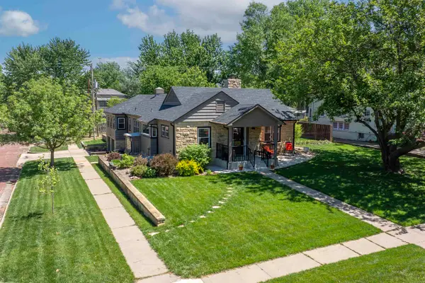 426 N B, Arkansas City, KS 67005