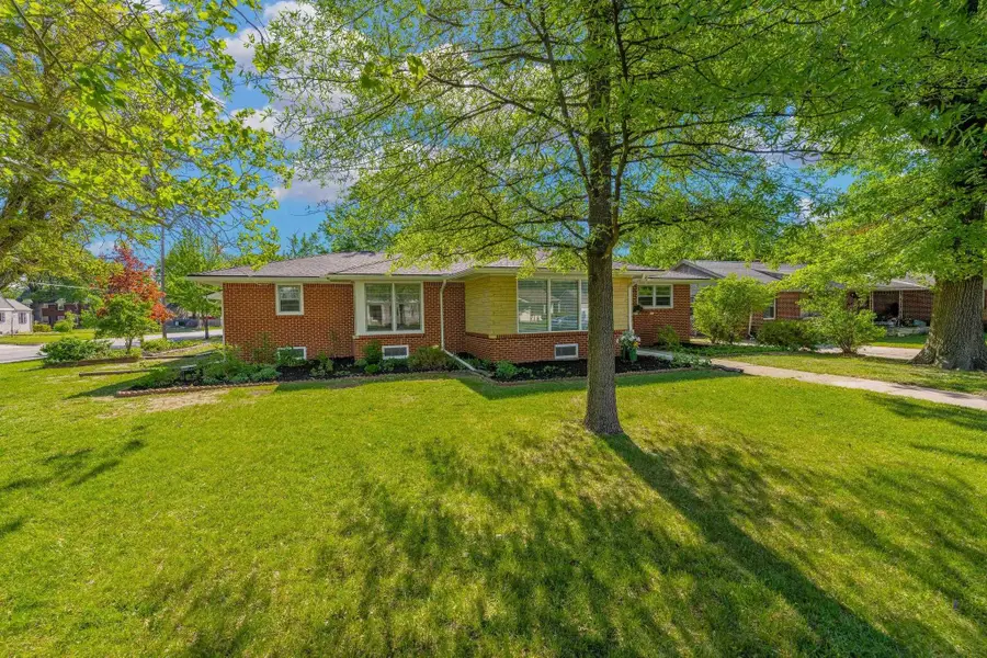 104 S Parkwood Ln, Wichita, KS 67218 - #3