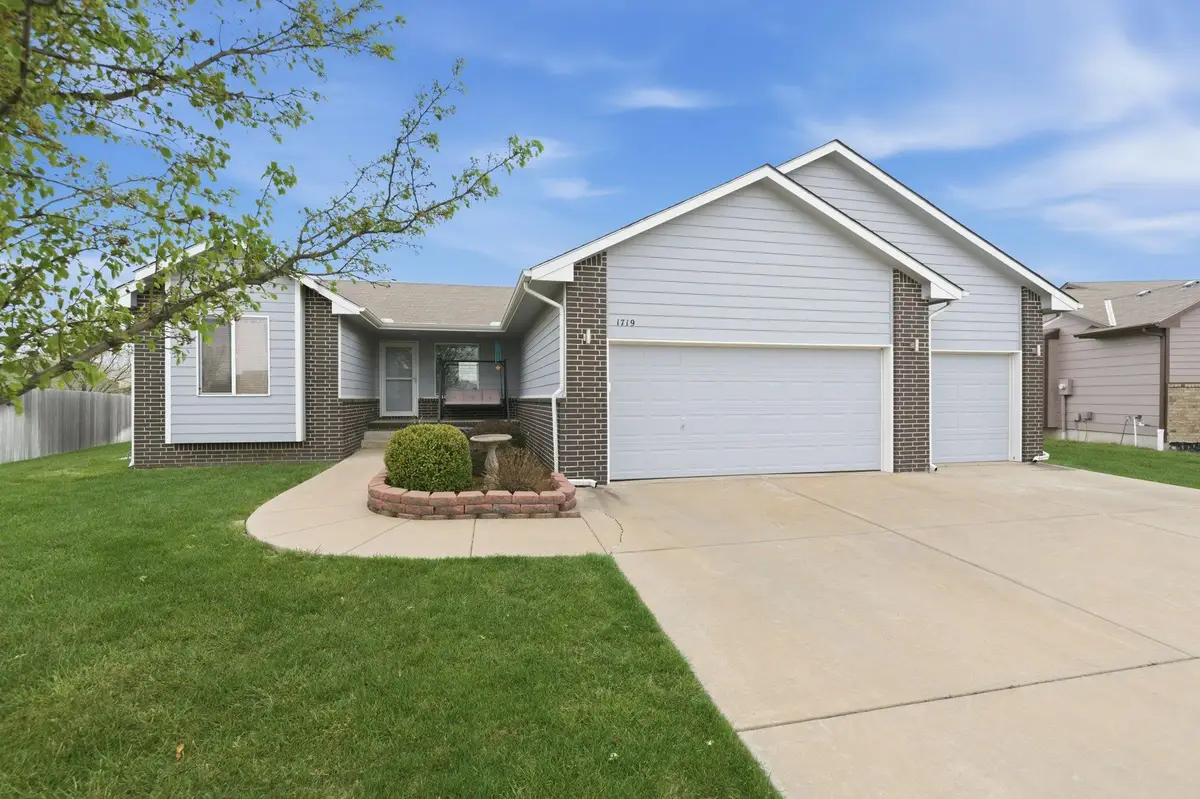 1719 E Aster St, Bruno, KS 67219 - #1