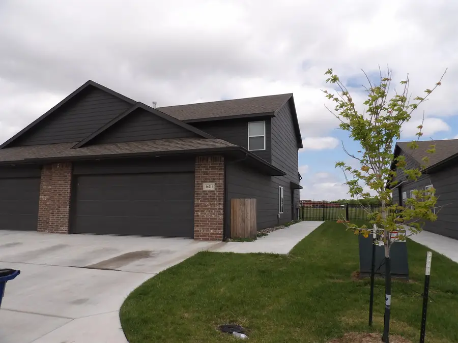 16211 W Ike Ct, Goddard, KS 67052 - #2