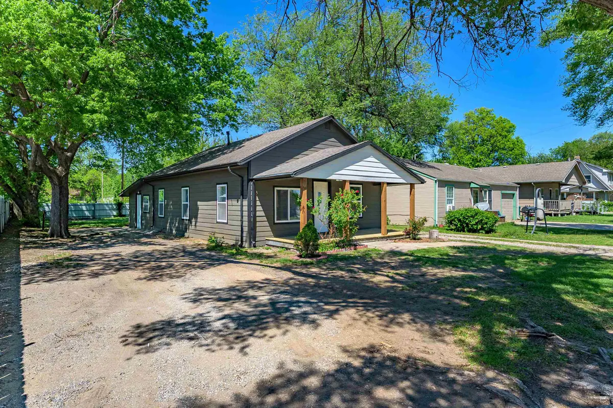 3237 N Market St, Wichita, KS 67219 - #1