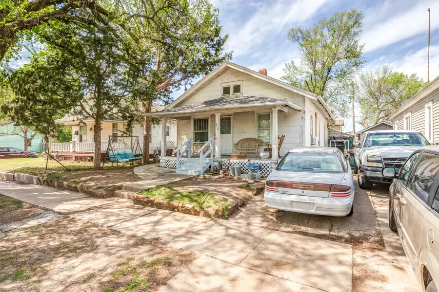 446 S College Ave, Salina, KS 67401 - #3