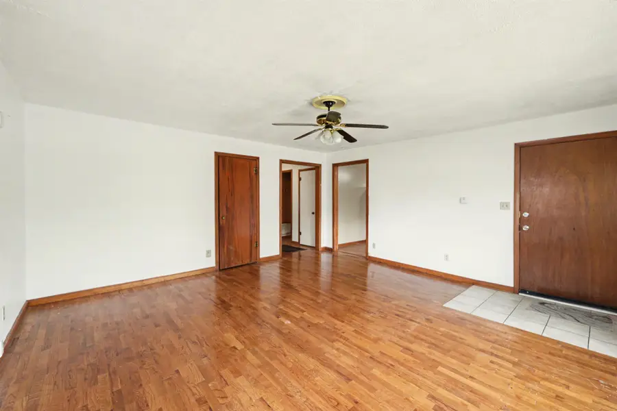 224 E Republic Ave, Salina, KS 67401 - #3