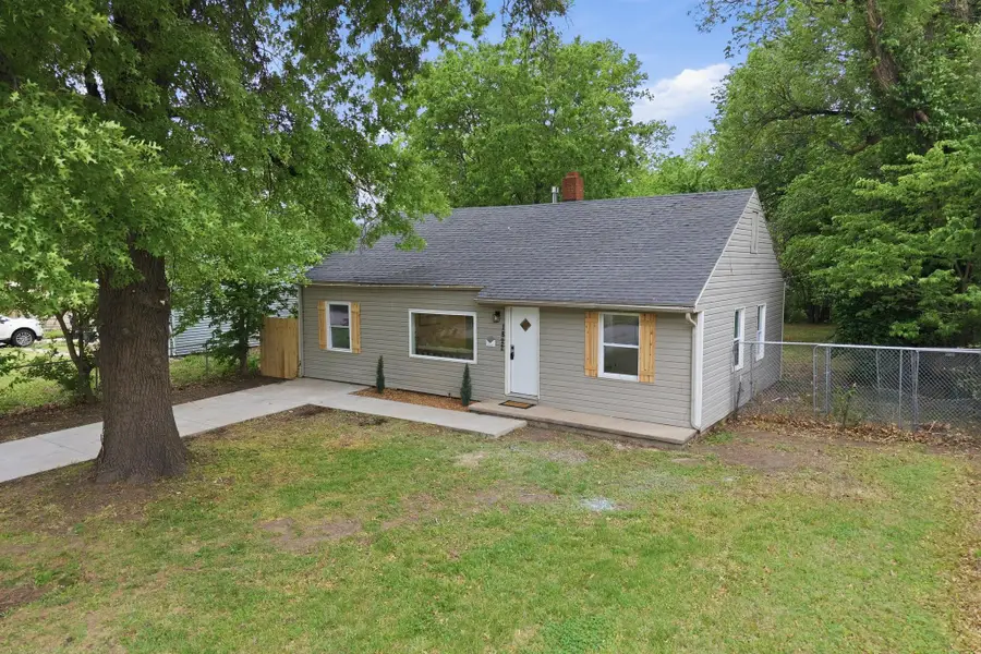 1822 E 22nd St N, Wichita, KS 67219 - #2