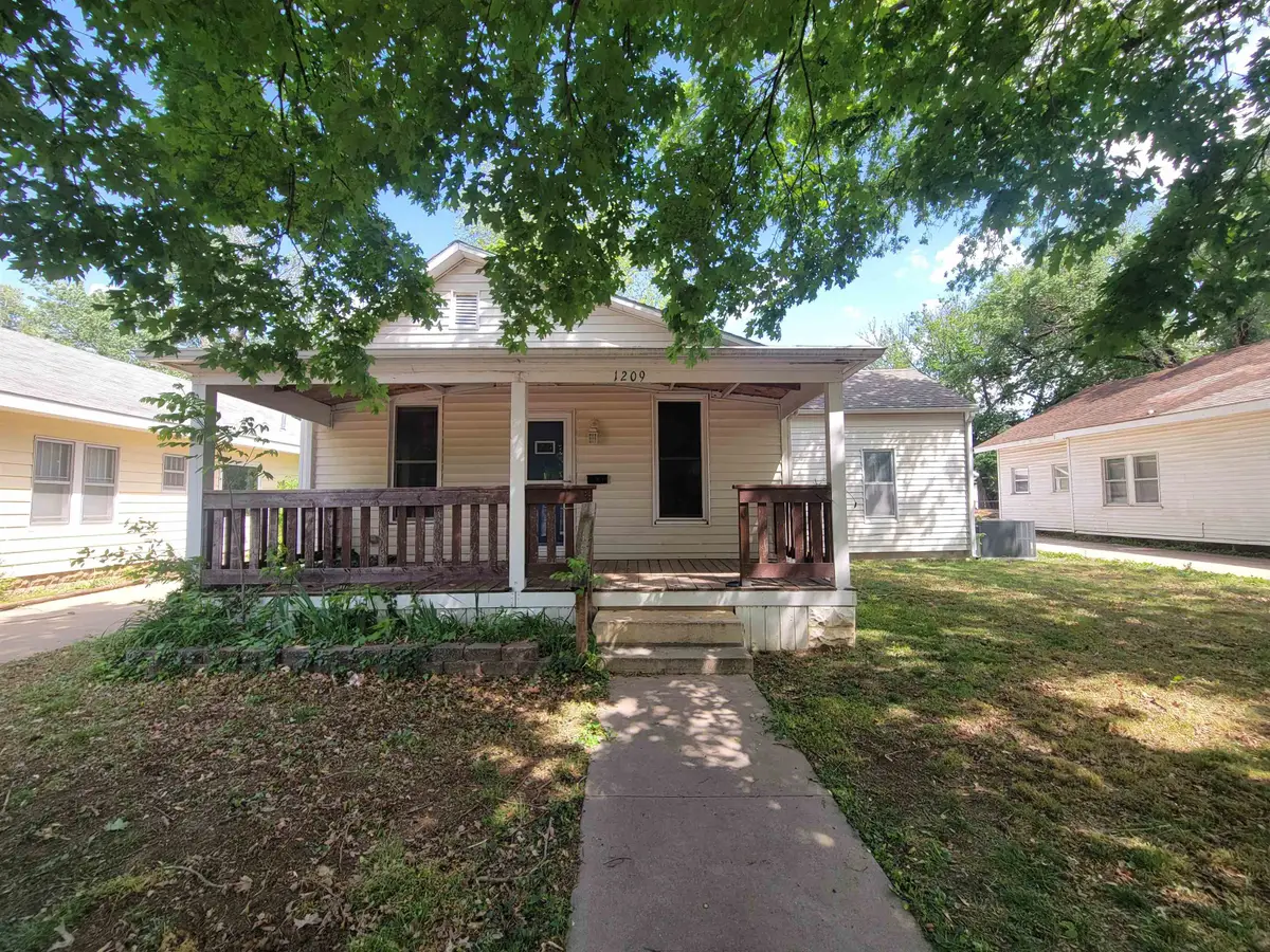 1209 N C, Wellington, KS 67152 - #1