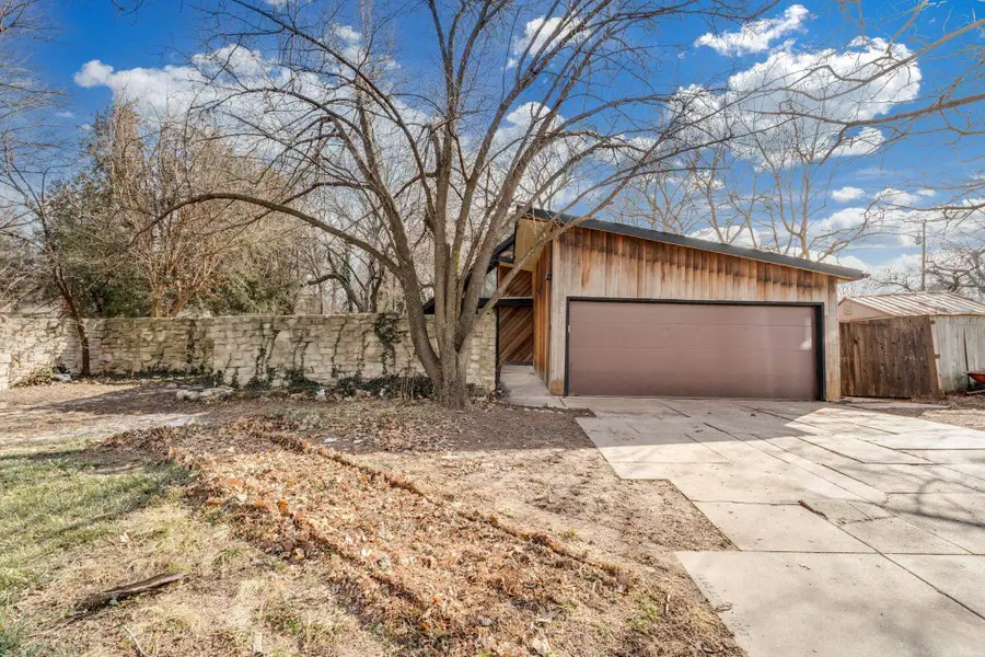 1947 E Marion Rd, Wichita, KS 67216 - #2