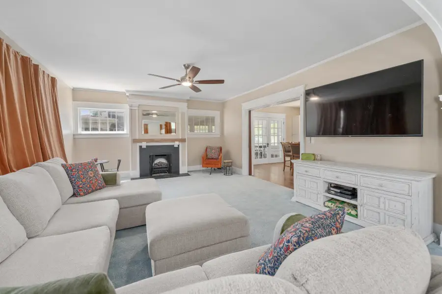 225 N B St, Arkansas City, KS 67005 - #2