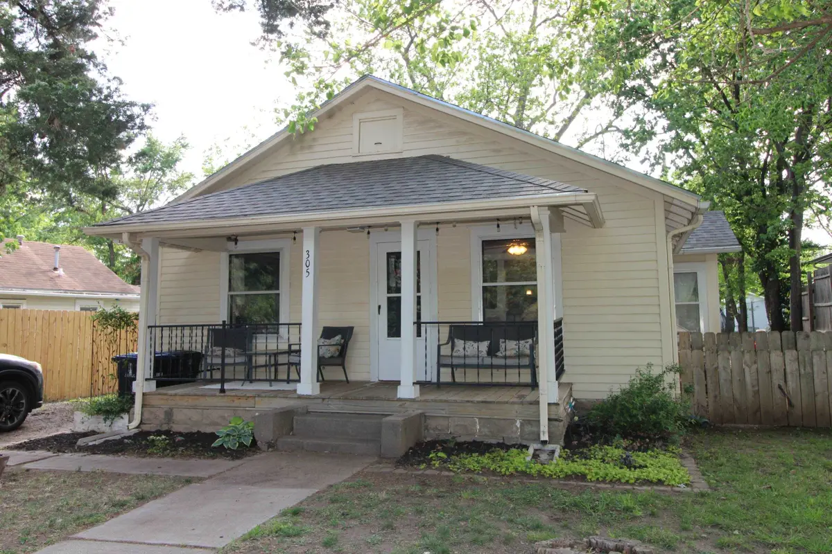 305 Residence St, El Dorado, KS 67042 - #1