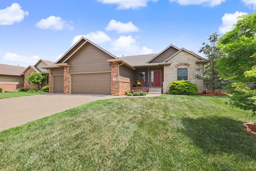 2618 N Woodridge St, Wichita, KS 67226 - #2