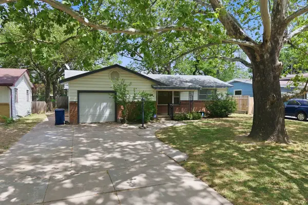 2562 S Minnesota Ave, Wichita, KS 67216