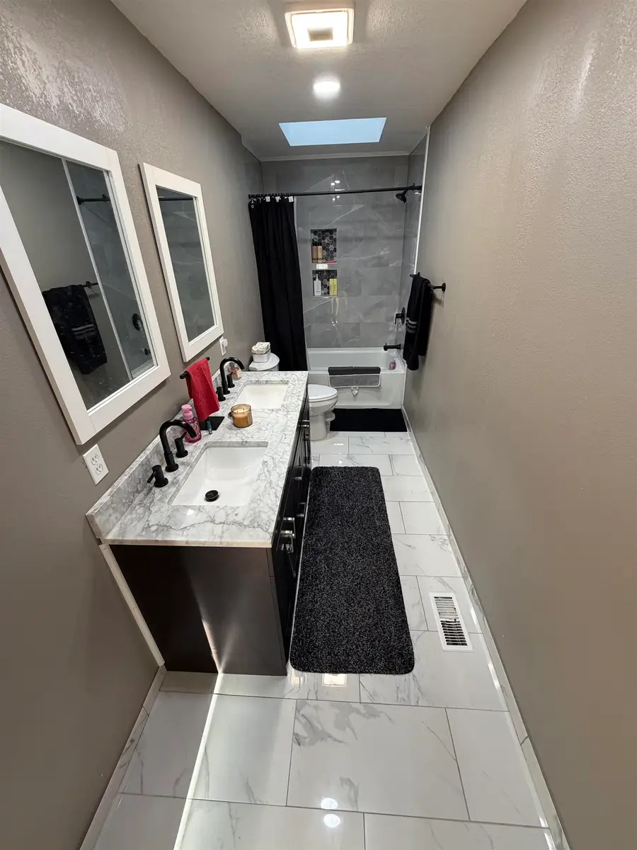 250 N Byron Rd, Wichita, KS 67212 - #2