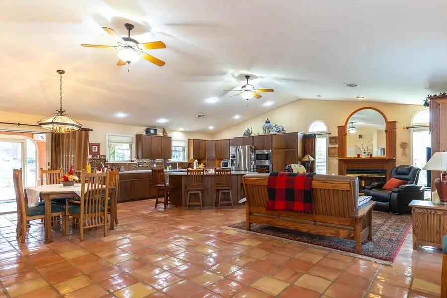 2282 Camp Rd., Solomon, KS 67480 - #2