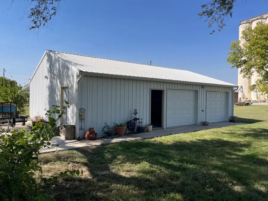 219 S Ohio, Cunningham, KS 67035 - #3