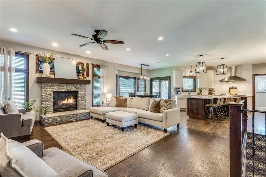 13723 W Highland Springs Ct, Wichita, KS 67235 - #2