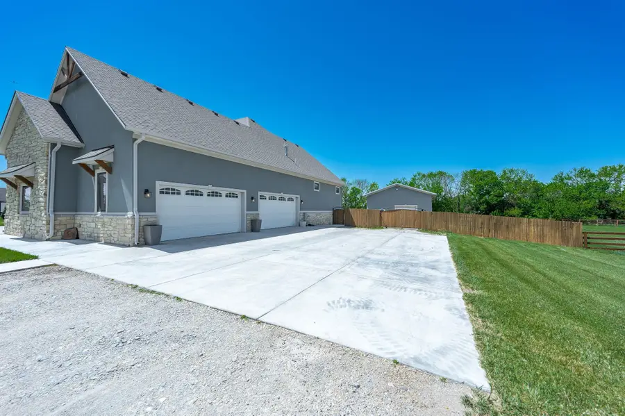 7115 S Suzanne St, Derby, KS 67037 - #2